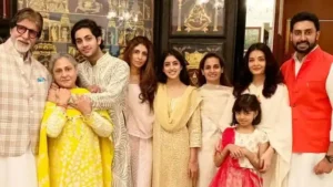 Amitabh Bachchan exclaims his family 'a mini India': Family members from all parts of the country